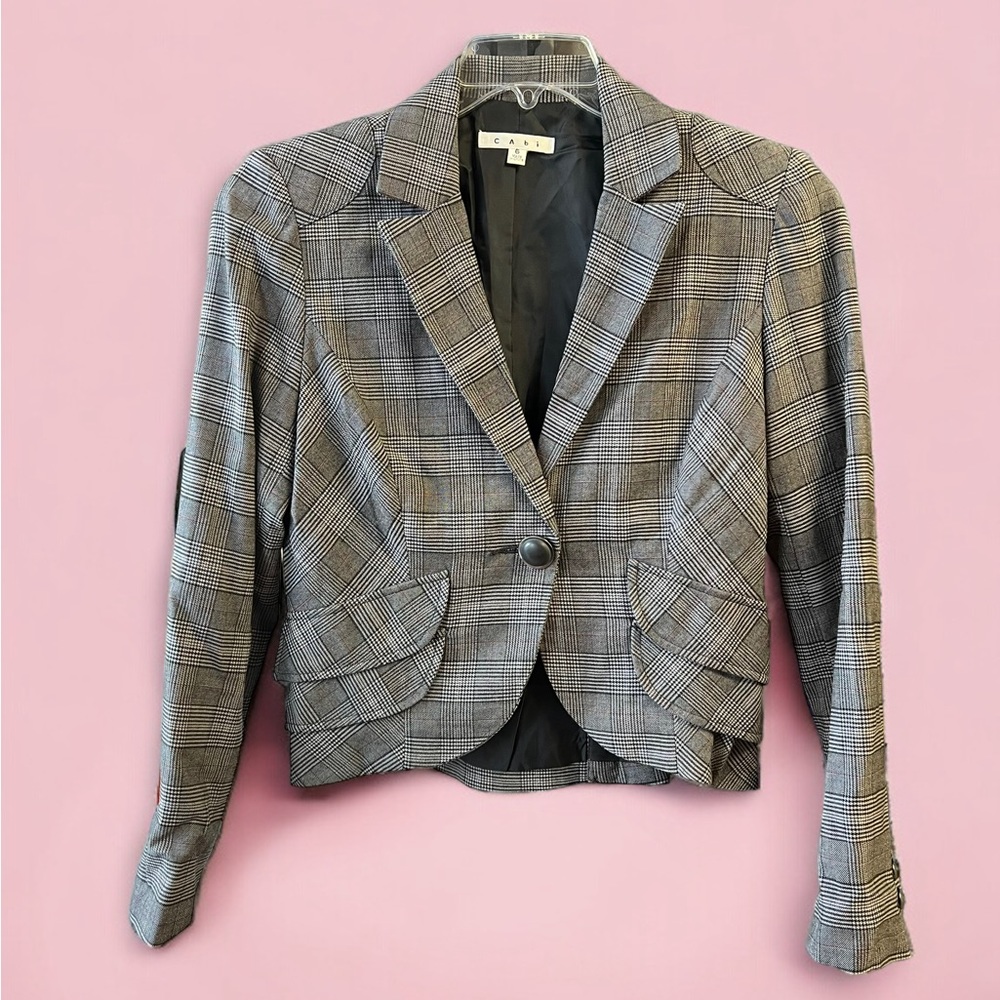 CAbi Grey Plaid Houndstooth Single Button Crop Blazer